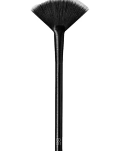 be creative make up pro artist tools 10 HIGHLIGHTER FAN