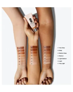 clinique moisture surge™ sheertint hydrator HYDRATERENDE & GETINTE DAGCRÃˆME MET SPF 25