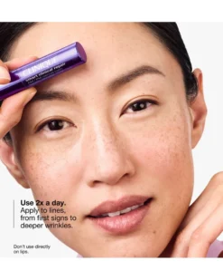 clinique smart clinical repair am/pm retinoid balm Een retinoïde behandeling in stickvorm die fijne lijntjes direct opvult.