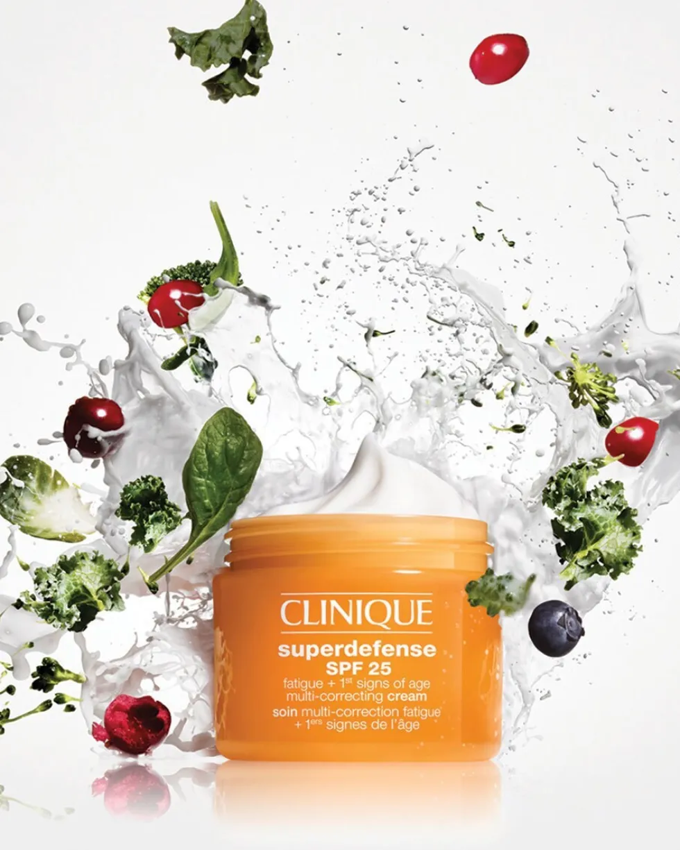 clinique superdefense fatigue + 1st signs of age multi correcting cream HYDRATERENDE DAGCRÈME MET SPF 25 - ANTI-AGING - GEMENGDE/VETTE HUID