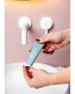ici paris xl bath & body Hydraterende handcrème Sandelwoord & Bergamot Scent