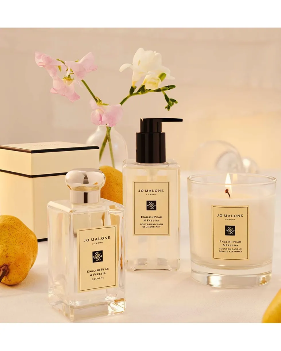 jo malone london english pear & freesia SCENTED CANDLE