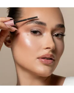 queen tarzi royal The Royal Brow Gel